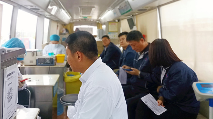 沈陽航空產(chǎn)業(yè)集團(tuán)組織員工開展“獻(xiàn)熱血、踐初心”無償獻(xiàn)血活動(dòng)