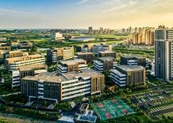 全國(guó)人大代表、沈陽市委書記王新偉：沈陽將積極融入國(guó)家戰(zhàn)略性新興產(chǎn)業(yè)集群建設(shè)